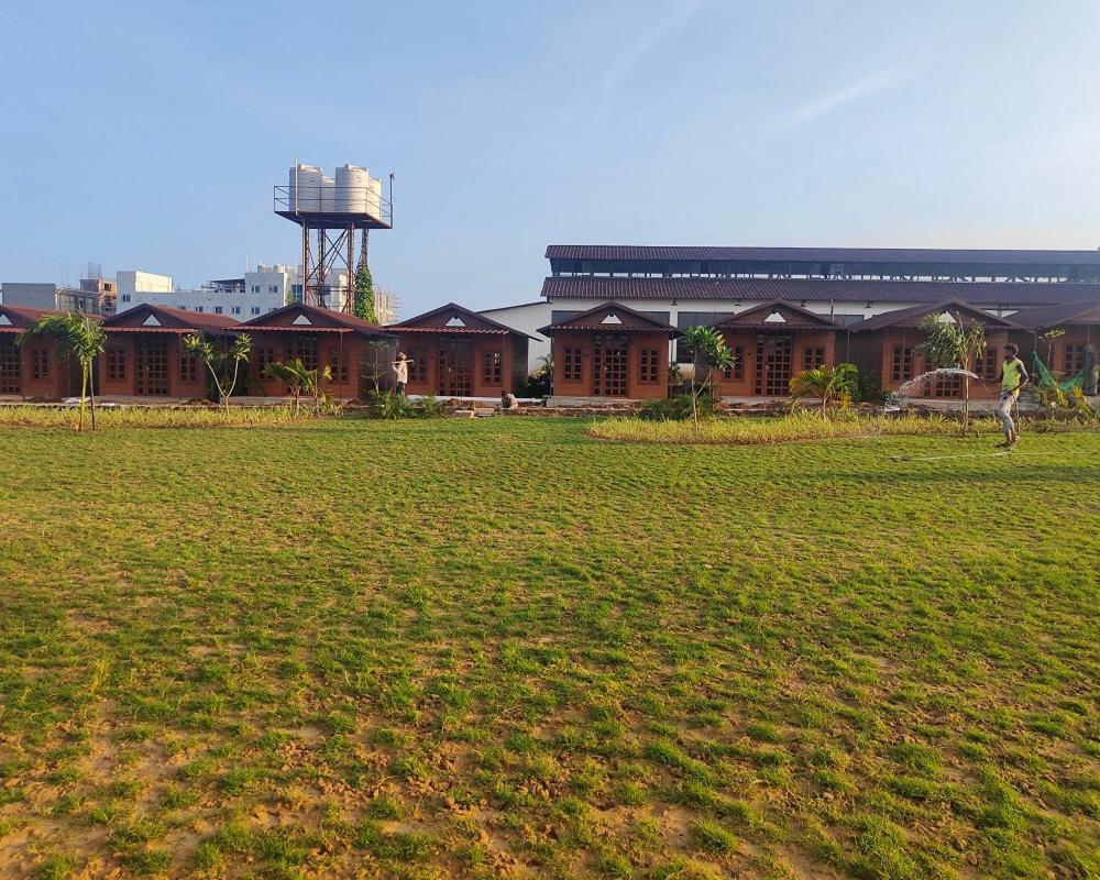 Nirvana Resort And Restaurant Garudeshwar Bagian luar foto