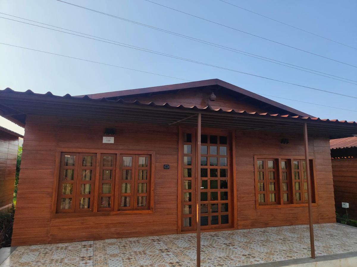 Nirvana Resort And Restaurant Garudeshwar Bagian luar foto